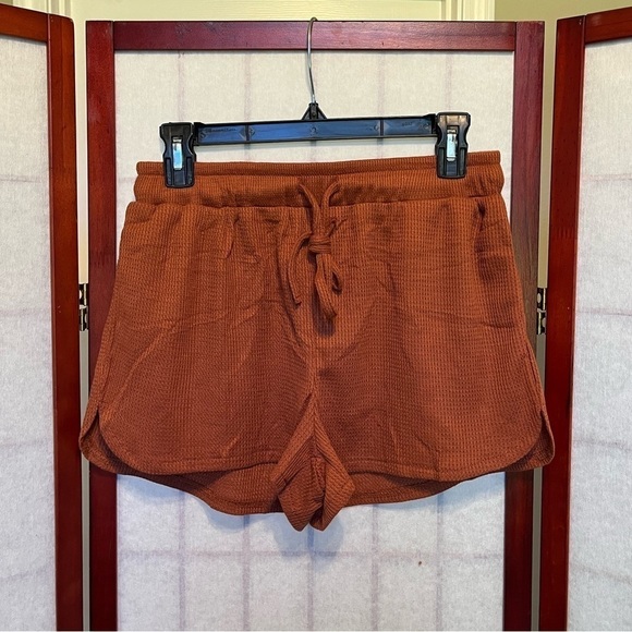 Cute shorts - NWOT - Size Small - Picture 1 of 4